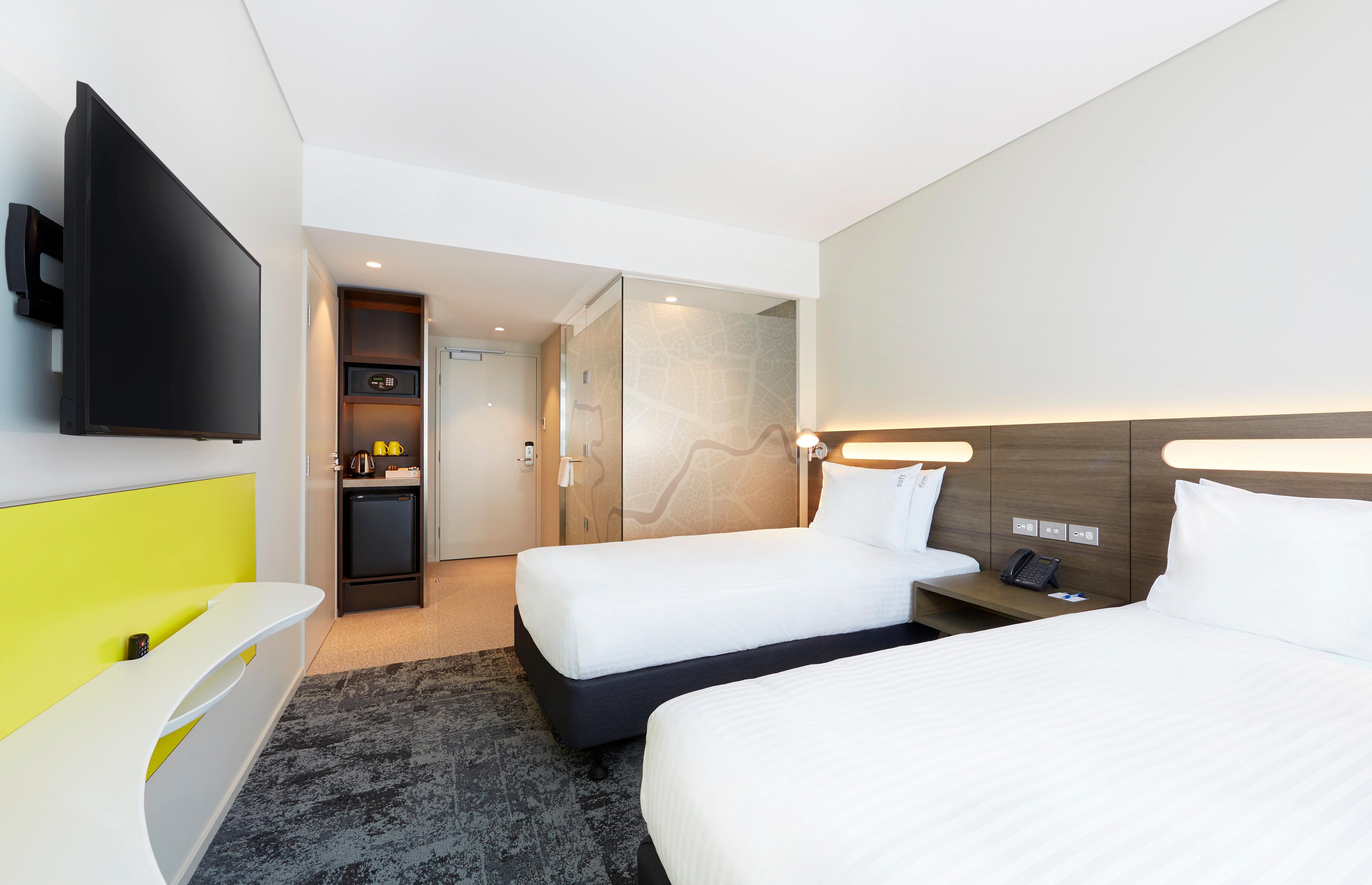 Holiday Inn Express Brisbane Central By Ihg Exterior photo