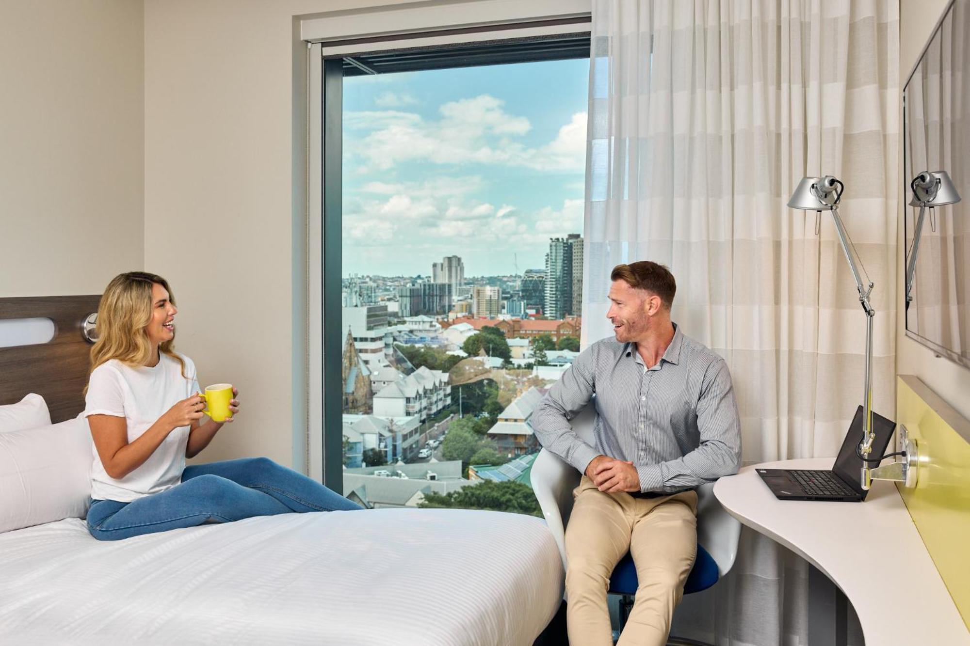 Holiday Inn Express Brisbane Central By Ihg Exterior photo