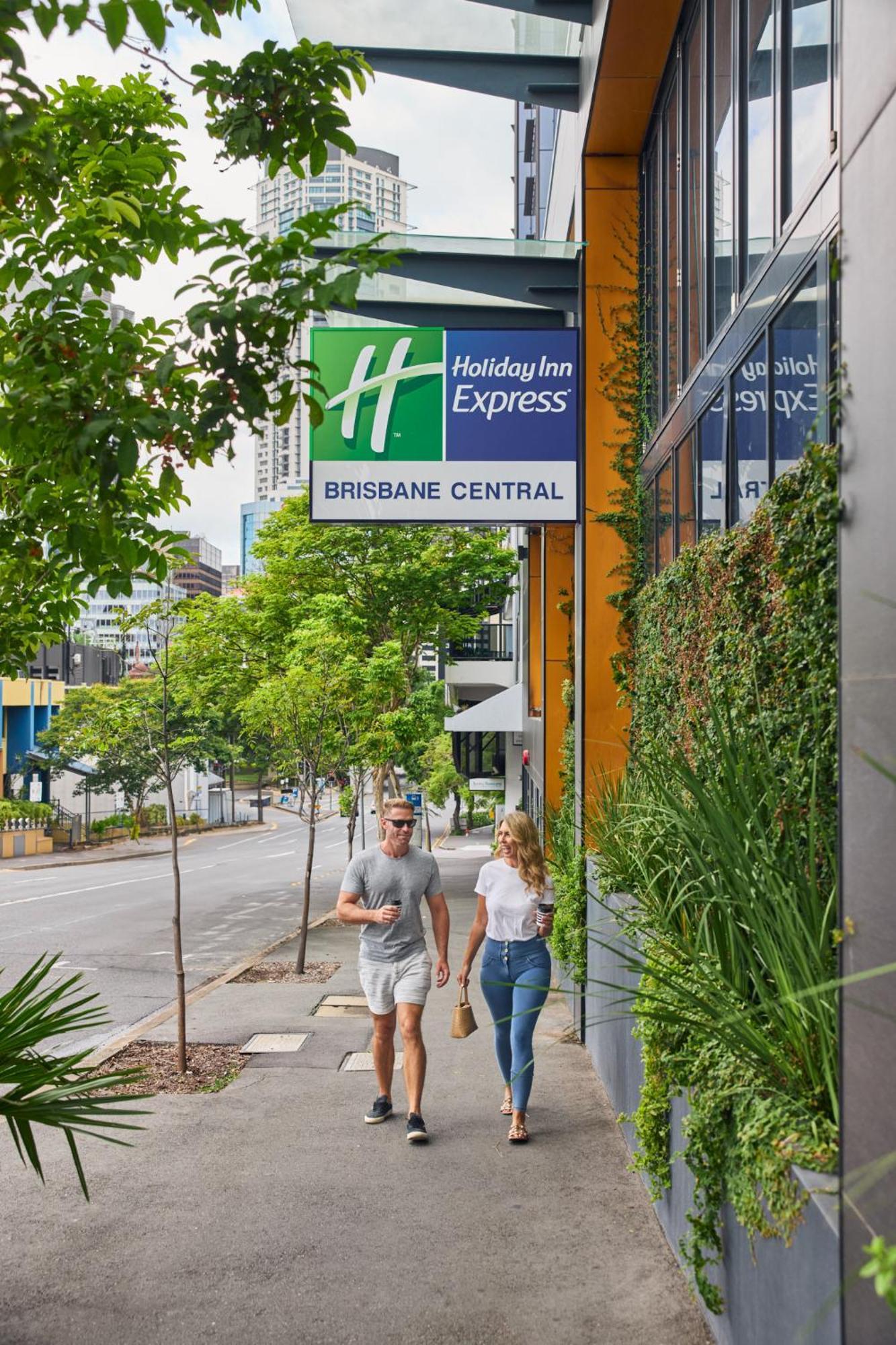 Holiday Inn Express Brisbane Central By Ihg Exterior photo